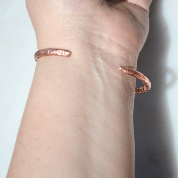 Pink Kunzite Copper Bangle Cuff Bracelet Wire Wrap solid gemstone - Picture 6 of 7